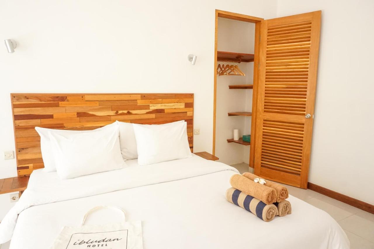 Ibludan Hotel Senggigi Dış mekan fotoğraf